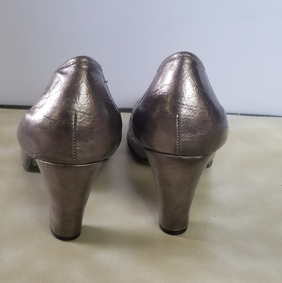 A2 Aerosol Heels - Picture 4 of 5